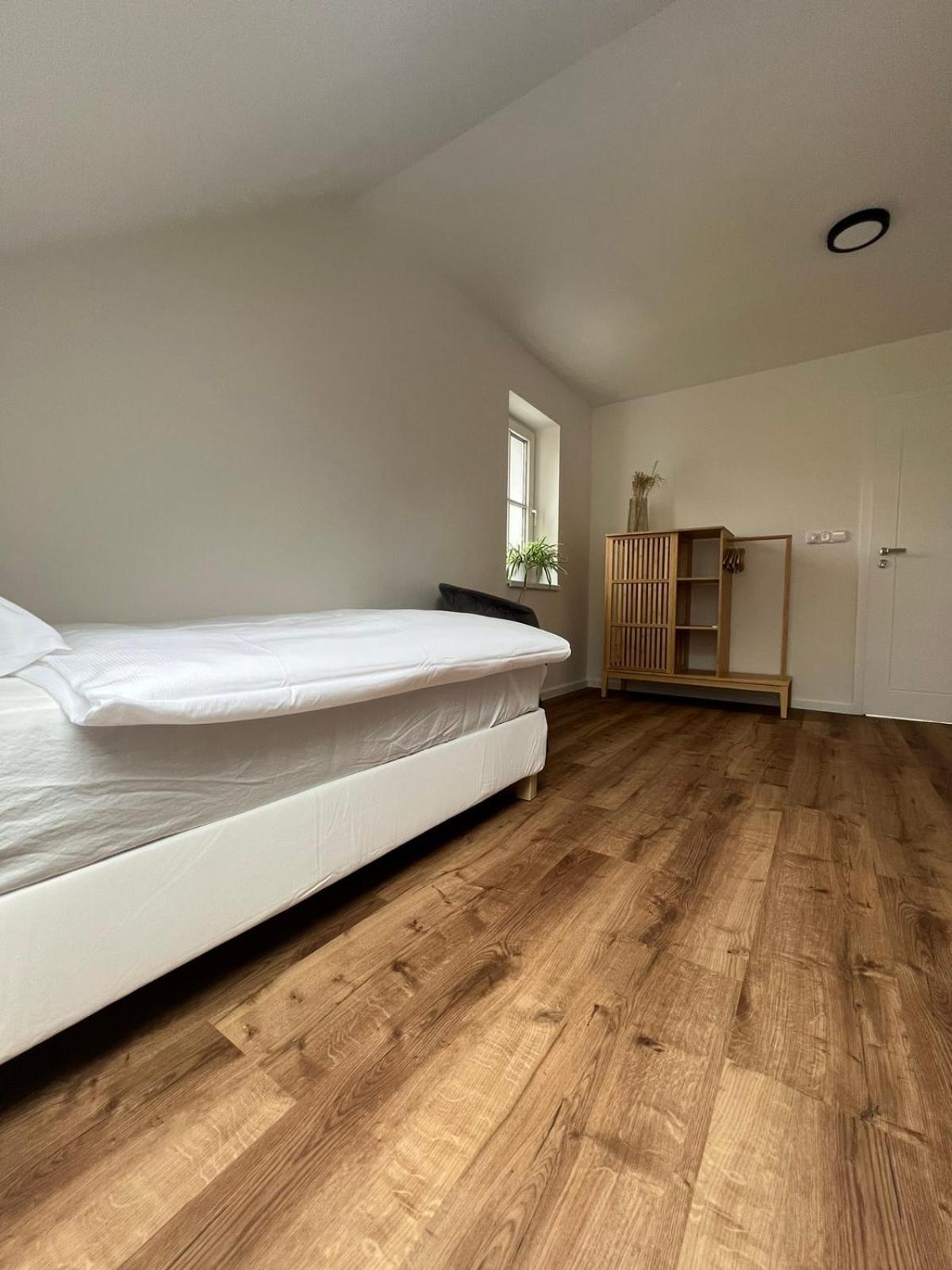 Hotel Auri Rudnik Bagian luar foto